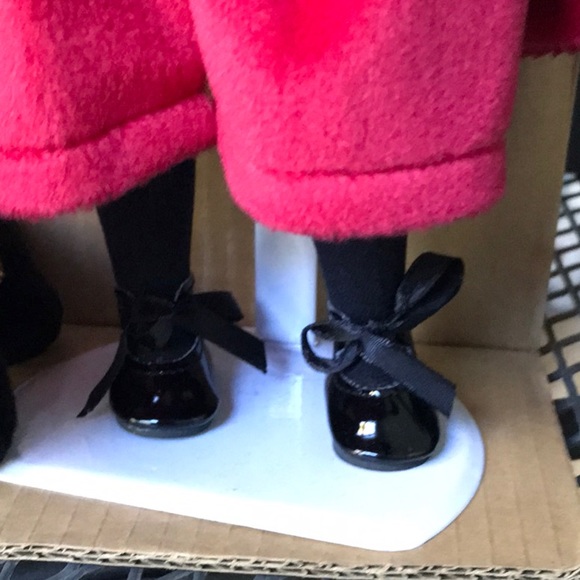 Avon Special Memories Doll with puppy - Picture 5 of 6